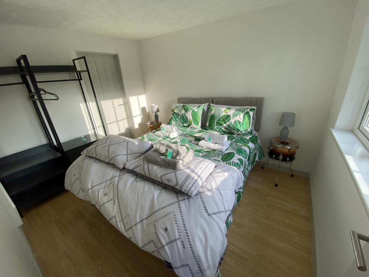 The Drum Room Holiday Apartment Near Horsham Southwater Exteriér fotografie